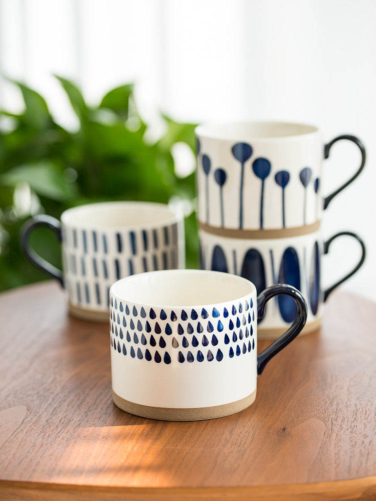  Mugs, Tea Cups, and Coffee Cups