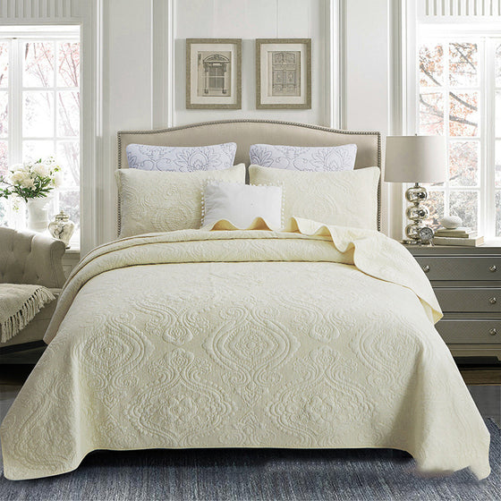 Three-piece Damask Quilted Bed Set