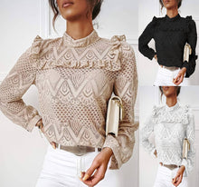  Long-Sleeved Lace Top