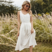  White Spring Sleeveless Dress