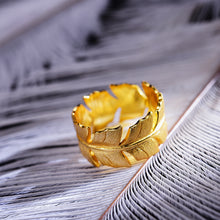  Women's Naturalistic Feather Ring in Gold or Silver Finish