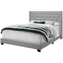  Solid Wood Queen Tufted Gray Upholstered Linen Bed with Nail head Trim