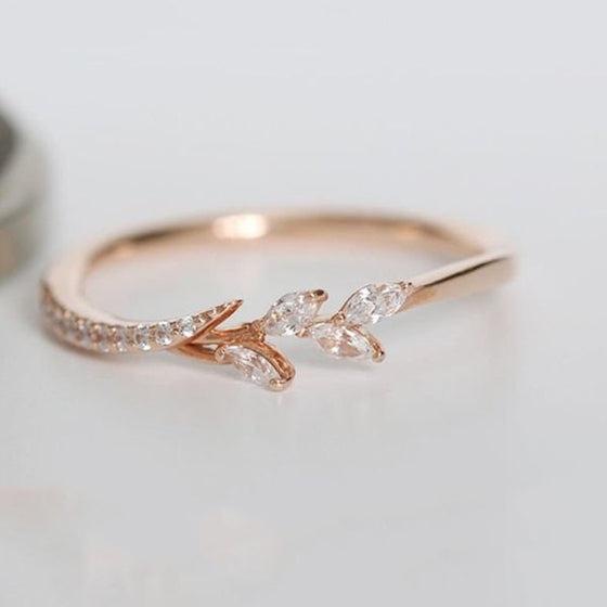 Women's Delicate Leaf Gold Ring with Rhinestones