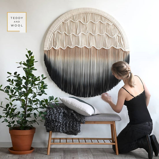 Nordic Hand-dyed Woven Round Tapestry