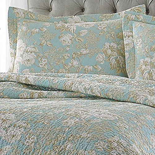 Full / Queen 3-Piece Cotton Quilt Set in Light Green, White, and Beige Floral Pattern