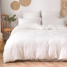  Queen Pinch Pleated Duvet Cover 3 Piece Set in White