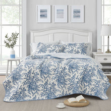  King size 3 Piece Reversible Blue White Floral Cotton Quilt Set