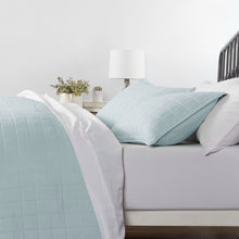  Farmhouse Bedspread Set in Light Blue