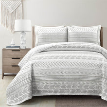  Scandinavian Chevron Grey White Cotton Quilt Set