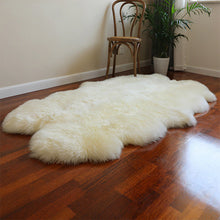  White Sheepskin Rug