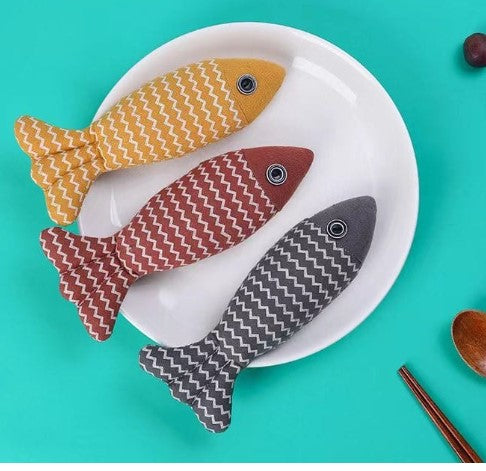 Chevron Patterned Cat Fish Toy